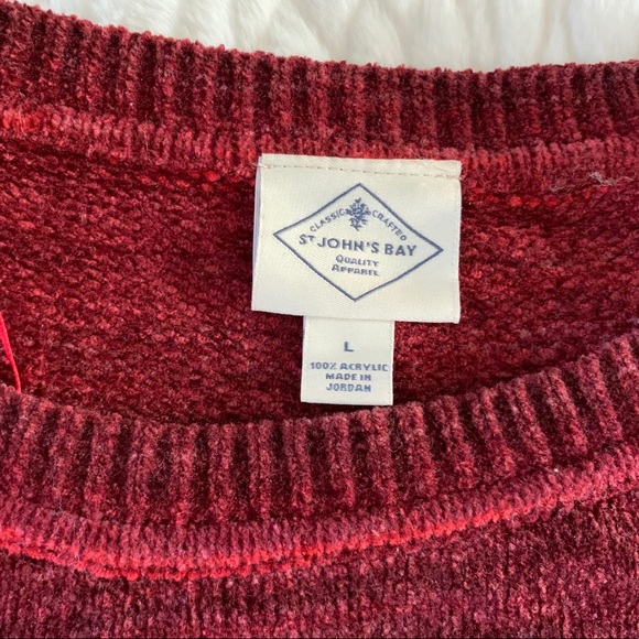 Soft Red Sweater with Bell Sleeves - Picture 4 of 6